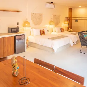 Hotel Nuee Hotel & Beach Club